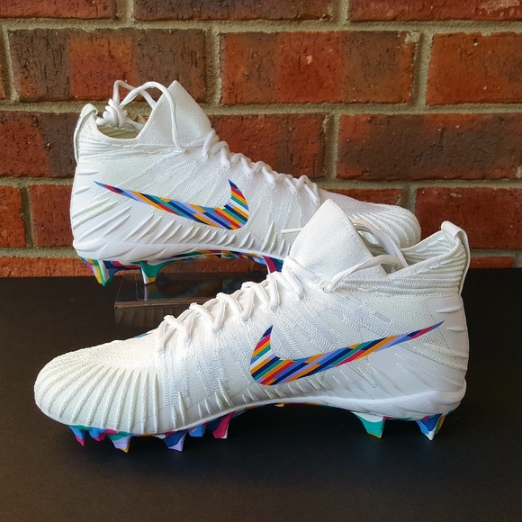 Nike Shoes Nike Vapor Alpha Menace Crucial Catch Av45100 Nike Shoes Nike Vapor Alpha Menace Crucial Catch Av45100